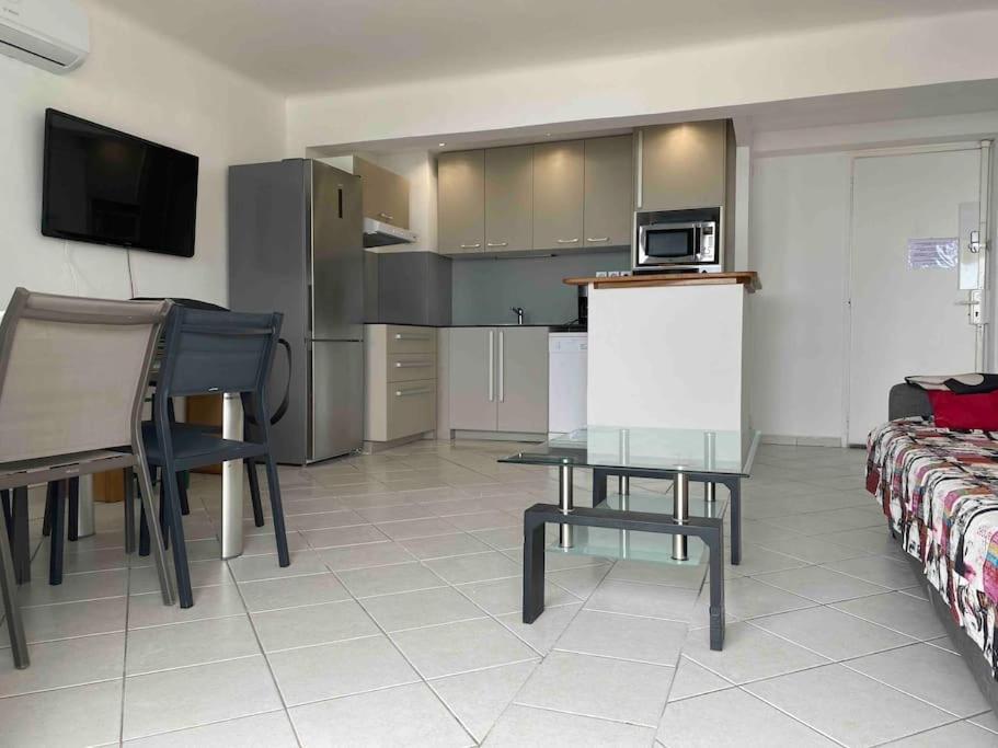 T3 Sur La Plage Vue Feerique Mer,Wifi, Parking Inclus , Clim La Ciotat Dış mekan fotoğraf